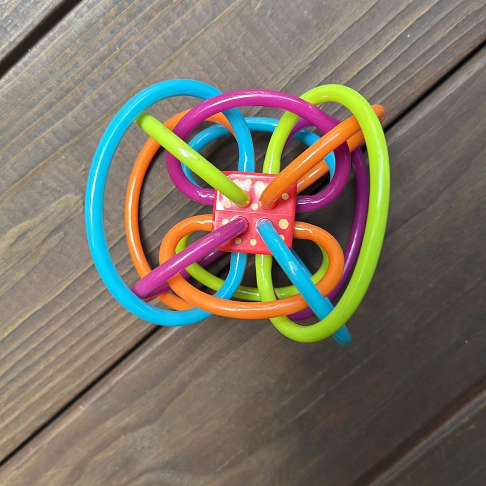 Manhattan Toy - Winkel Rattle - Picture 2 of 6